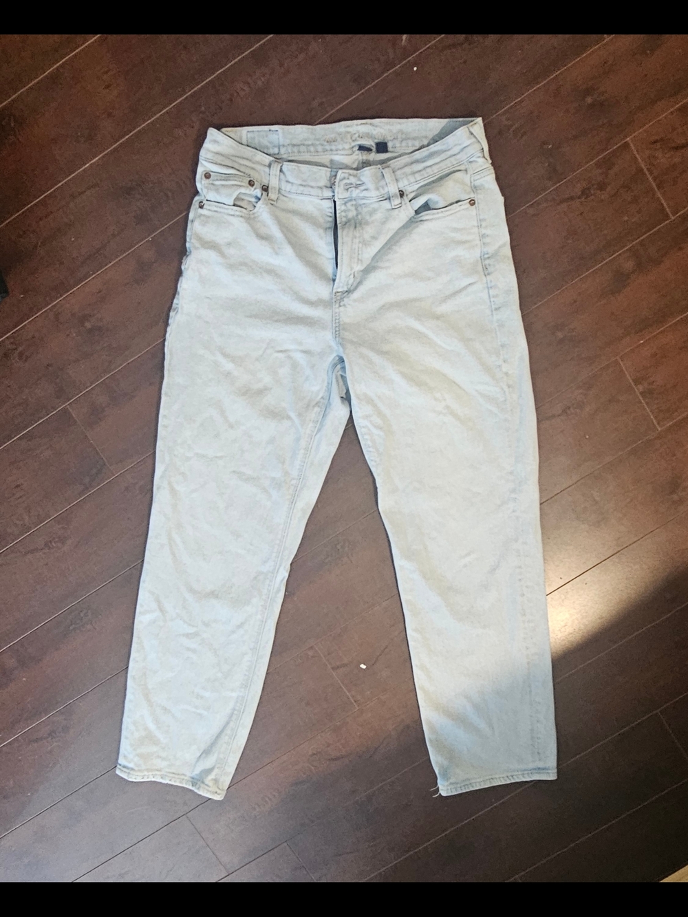 American Eagle High Rise Straight Jeans Light Wash